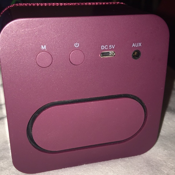 Bluetooth speaker - Picture 2 of 4